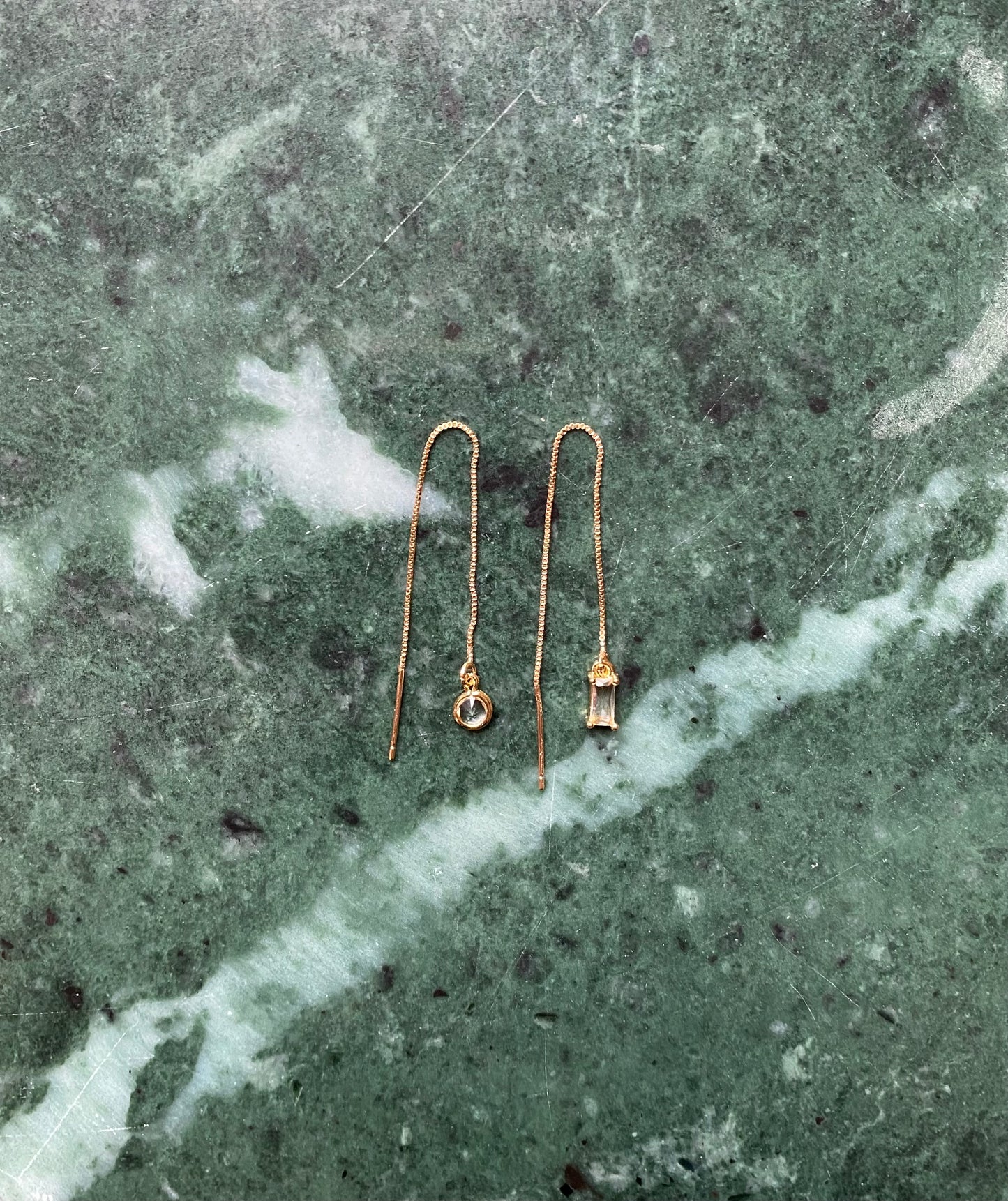 Set classic earrings