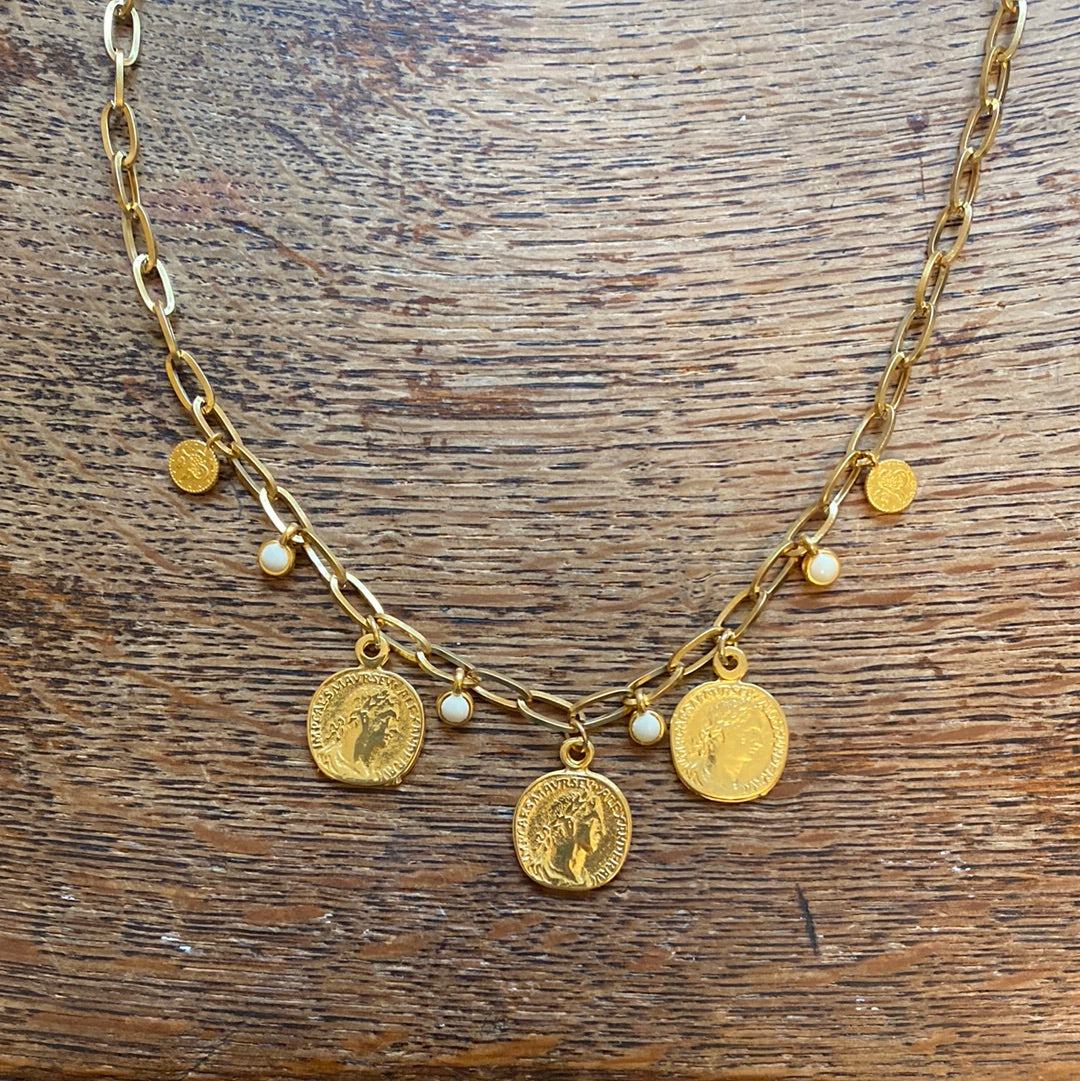 Be golden necklace