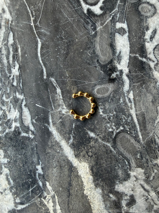 Gold dots earcuff