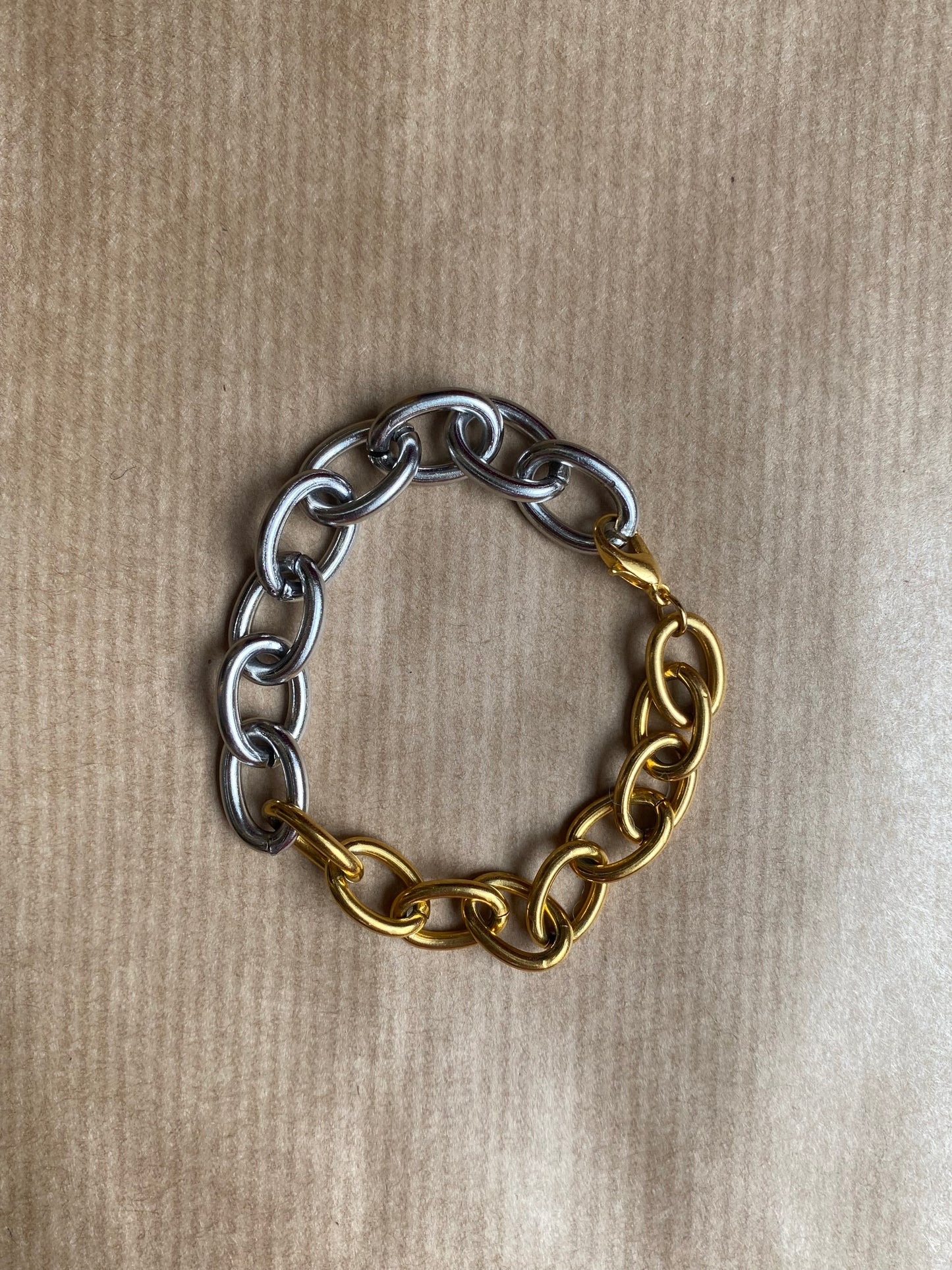 Mixed chain bracelet